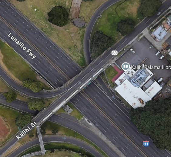 Google Maps image that depicts the area of the H-1 Freeway and Kalihi Street overpass.