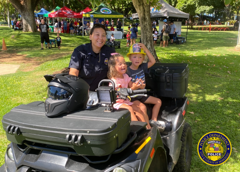 HPD attends Fire Prevention Family Day at the Honolulu Zoo