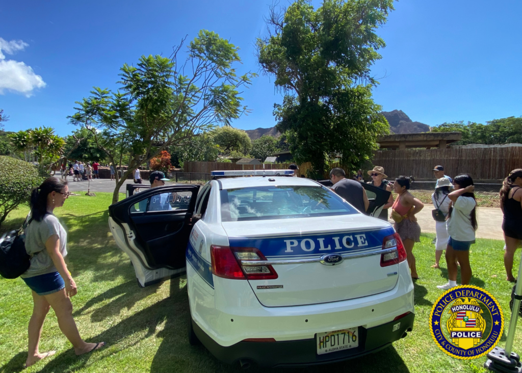 HPD attends Fire Prevention Family Day at the Honolulu Zoo