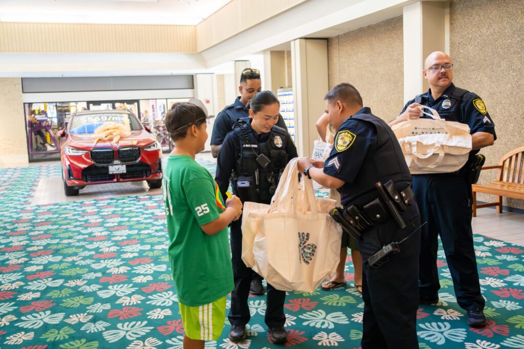 SWAC Kahala Mall 12-7-25